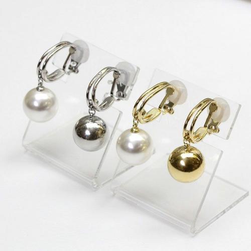 ＜アビステ＞アシンメトリーパールボールロングイヤリング