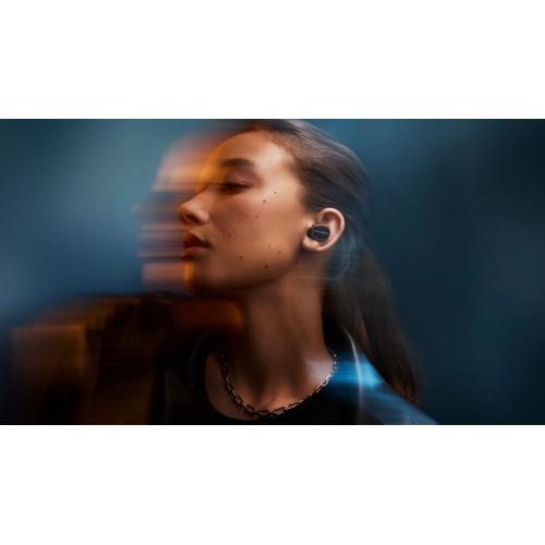 ＜Bowers & Wilkins＞インイヤー・ノイズキャンセリング完全ワイヤレスイヤフォン　Pi8