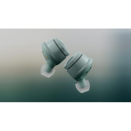 ＜Bowers & Wilkins＞インイヤー・ノイズキャンセリング完全ワイヤレスイヤフォン　Pi6