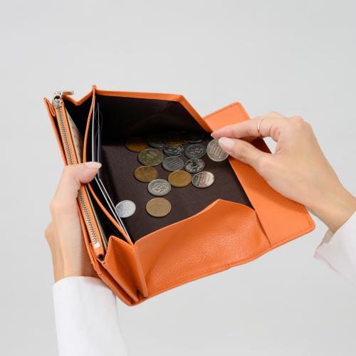 ＜ミラグロ＞シュリンクレザー・ギャルソン長財布