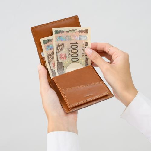 ＜ミラグロ＞イタリアンオイルドレザー・薄型コンパクト財布