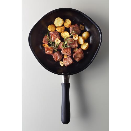 ＜柳宗理＞マグマプレートフライパン18cm