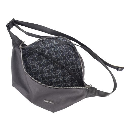 ＜HIDEO WAKAMATSU＞ファクティス 超軽量ボディバッグ