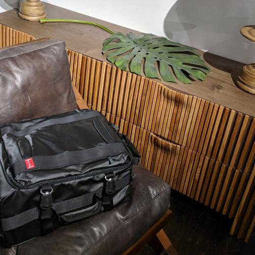 ＜HIDEO WAKAMATSU＞ベール PVC 4輪ソフトキャリー