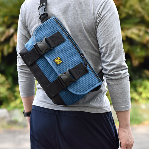 ＜VanNuys×ANA＞シートファブリック メッセンジャーバッグ KDX-13