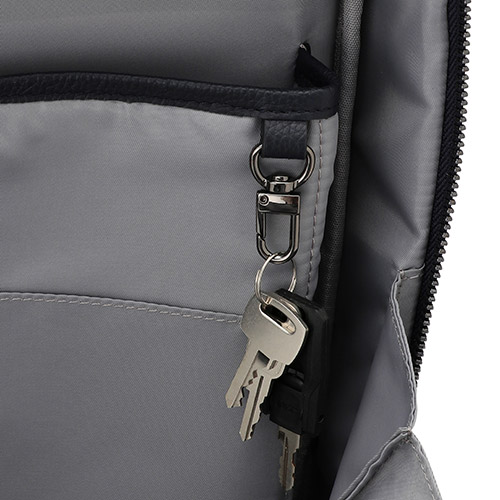 ＜ANA FINDS＞Professional レザーバックパック