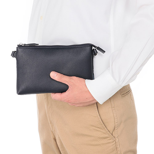 ＜ANA FINDS＞Professional サコッシュにもなるレザーポーチ