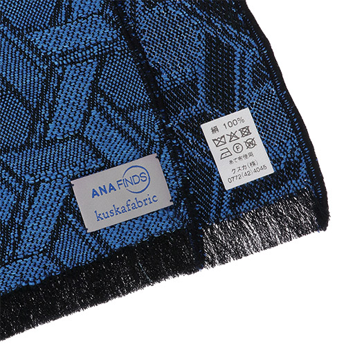 ＜ANA FINDS＞kuska fabric シルクショートマフラー（ブルー）