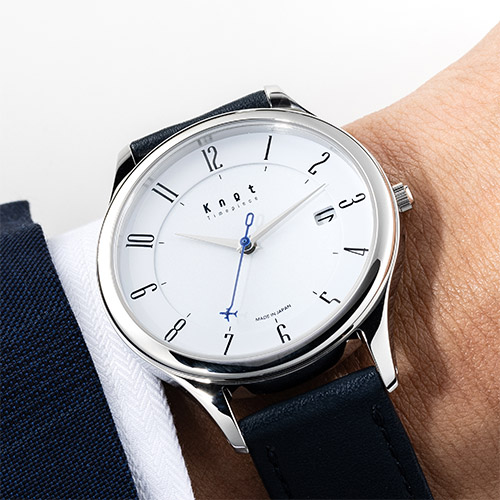 ＜ANAオリジナル＞Knot for ANA　オリジナルソーラーウォッチ（ストラップ2種付き）