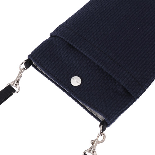 ＜ANA FINDS＞sasicco スマホショルダー
