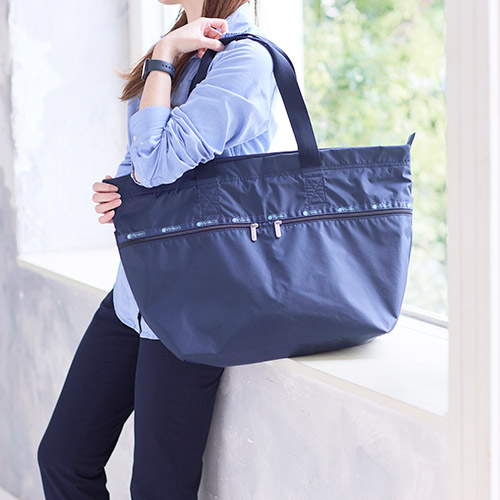 <ANAオリジナル>LeSportsac for ANA　CARLIN ZIP TOP TOTE BAG＆SHOULDER BAG (DEEP BLUE×Azure Blue)