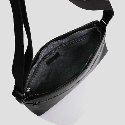 ＜オファーマン＞ザフィーラ　レザーショルダーバッグ　76549