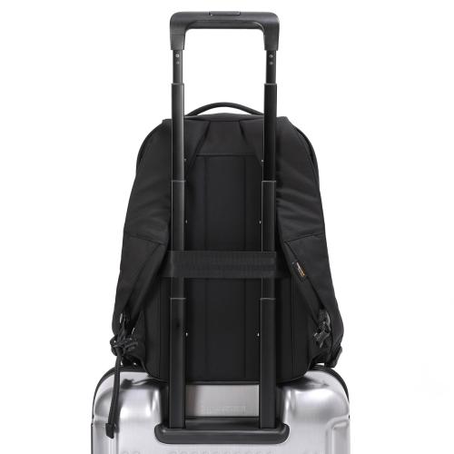 ＜BERMAS＞BAUERⅣ　2層リュックM　No.60670