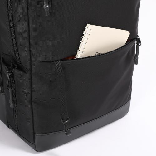 ＜BERMAS＞BAUERⅣ　2層リュックM　No.60670