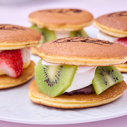 【母の日】＜永久堂＞フルーツ生どら4個 母の日掛け紙付【受注締め切り日：2026/4/30】