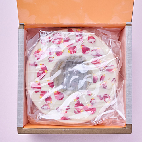 【母の日】バラの花のバウムクーヘン 母の日掛け紙付【受注締め切り日：2026/4/30】