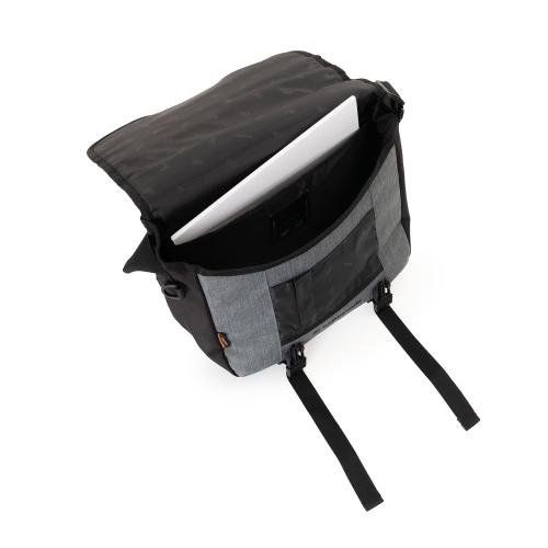 ＜A.L.I＞mobus ショルダーバッグ　10L