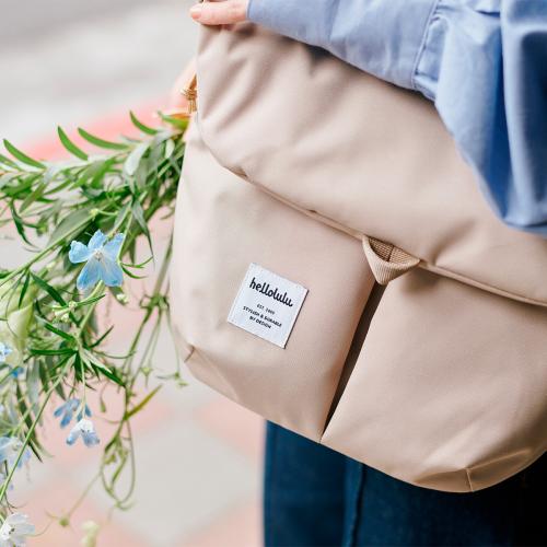 ＜hellolulu＞ハロルル　カセン　オールデイショルダーバッグ