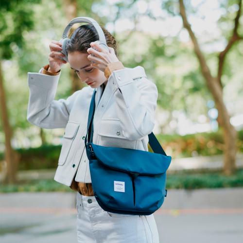 ＜hellolulu＞ハロルル　カセン　オールデイショルダーバッグ