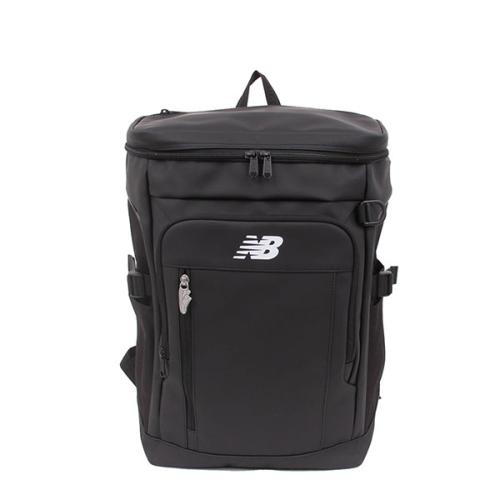 ＜newbalance＞30L BOXリュック LAB55680