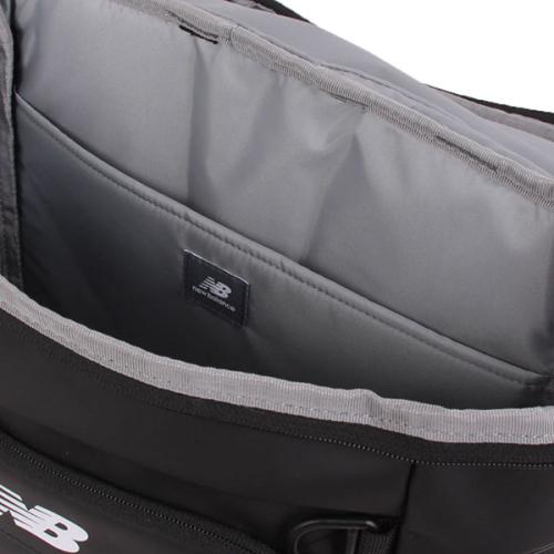 ＜newbalance＞30L BOXリュック LAB55680