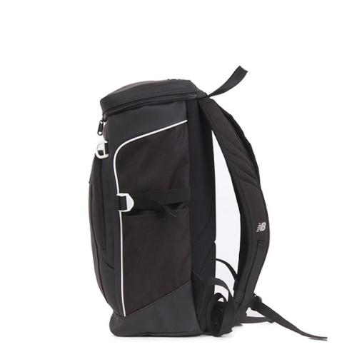 ＜newbalance＞30L BOXリュック LAB55680