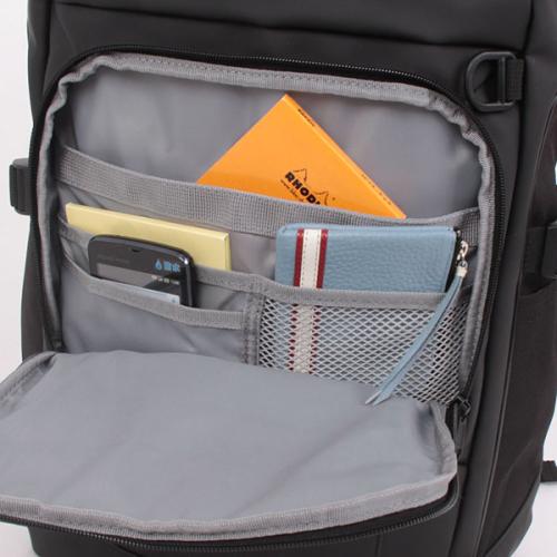 ＜newbalance＞30L BOXリュック LAB55680