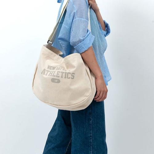 ＜newbalance＞キャンバスショルダー LAB55690