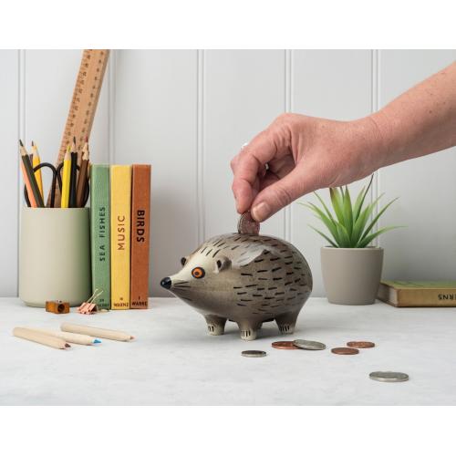 ＜Hannah Turner＞ハンナターナー マネーボックス 貯金箱 ハリネズミ