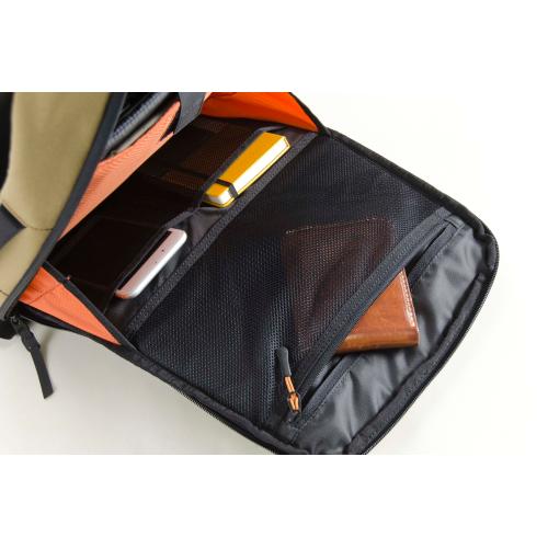 ＜アステリスク＞ウスマチリュック