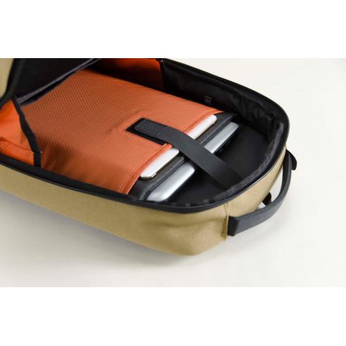 ＜アステリスク＞ウスマチリュック