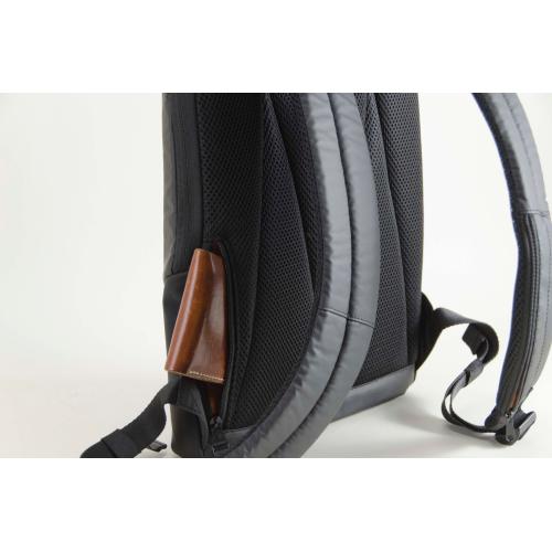 ＜ネオプロ＞薄マチ軽量パソコンリュックM