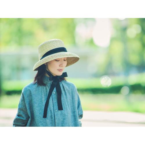 ＜田中帽子店＞ビアンカ ロングリボンカサブランカ