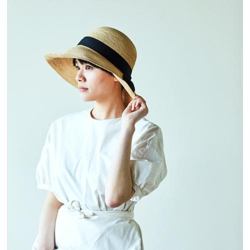＜田中帽子店＞フィオナ 畳めるつば広ラフィアハット
