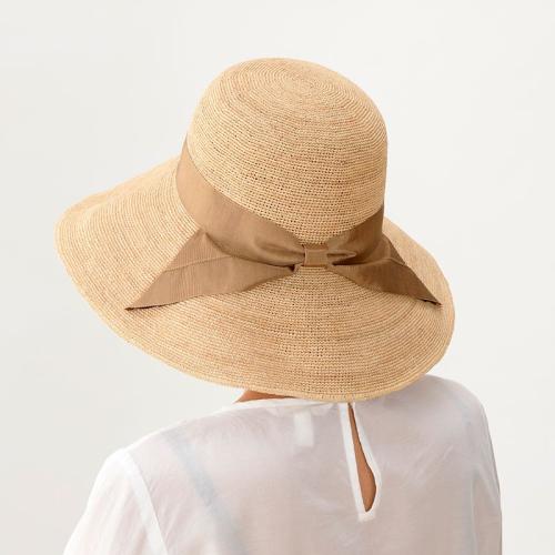＜田中帽子店＞フィオナ 畳めるつば広ラフィアハット