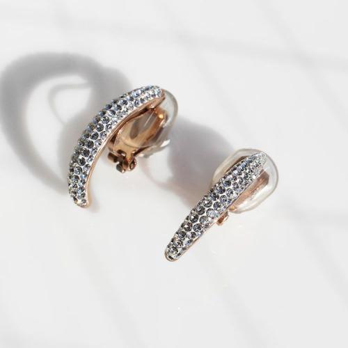 ＜アビステ＞パヴェラインイヤリング