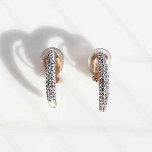 ＜アビステ＞パヴェラインイヤリング