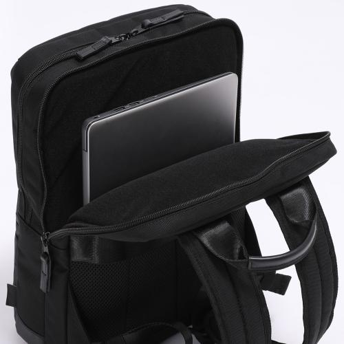 ＜BERMAS＞BAUER BS　デイパックM　No.60680