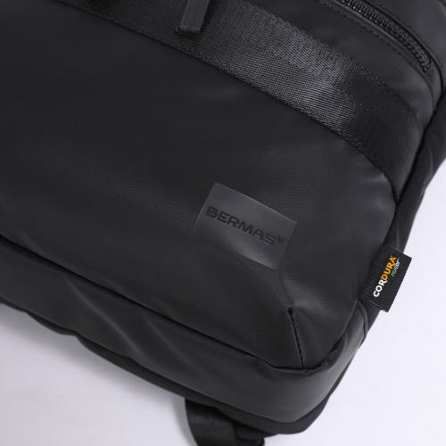 ＜BERMAS＞BAUER BS　デイパックM　No.60680