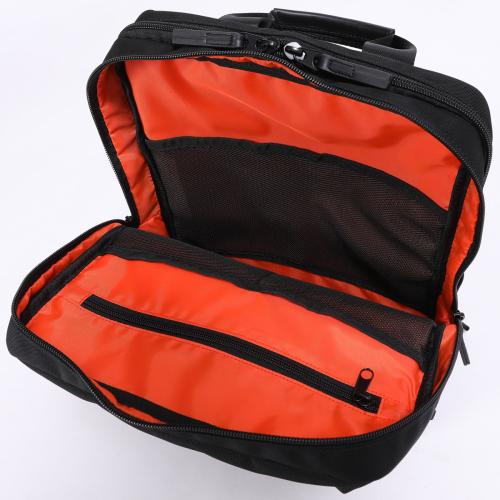 ＜BERMAS＞BAUER BS　デイパックM　No.60680