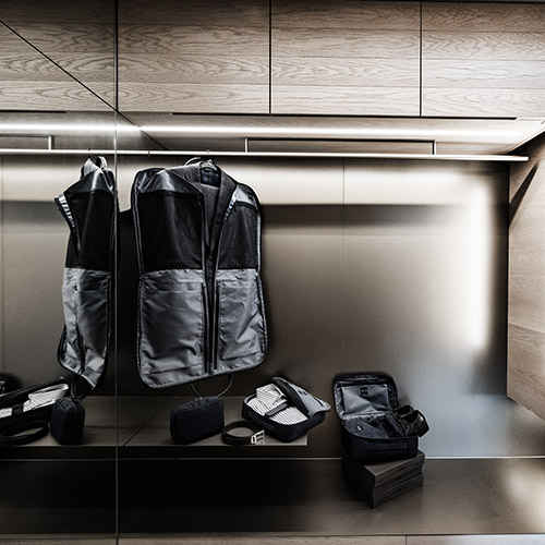 ＜ANA FINDS＞Athlete　多用途シャツバッグ（撥水）