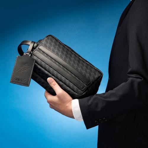 ＜ANAオリジナル＞三笘薫選手監修デザイン！ZERO HALLIBURTON for ANA ポーチ(サイン入りタグ付き)