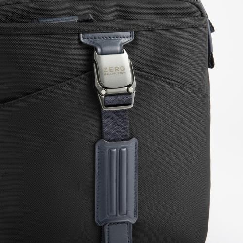 ＜ZERO HALLIBURTON＞ZLM　Small Shoulder Bag 81511