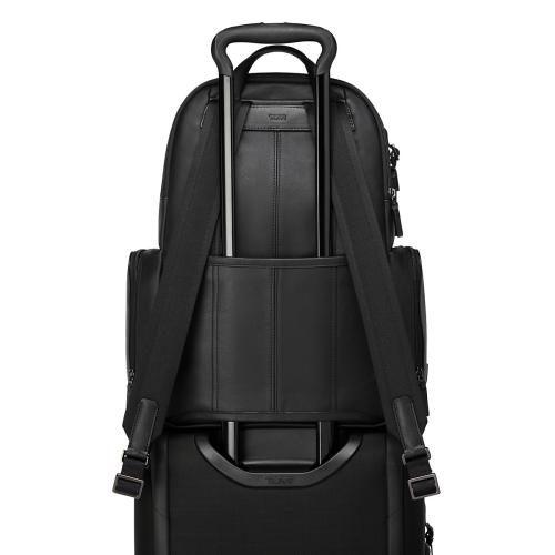 ＜TUMI＞HARRISON 「ハデン」バックパック