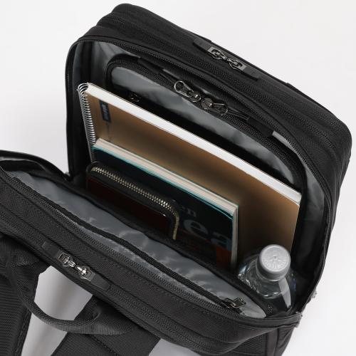 ＜BERMAS＞DULITE FLEX 2層リュック39ｃEX5ｃ No.60658