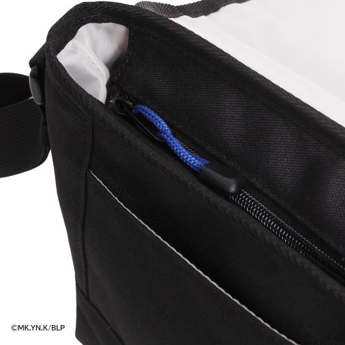 ＜ブルーロック＞フラップショルダー BLR04