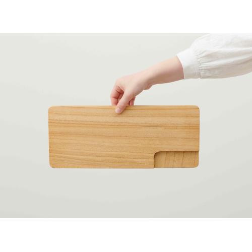 ＜オスマック＞KIRISAI　桐のカッティングプレート　角