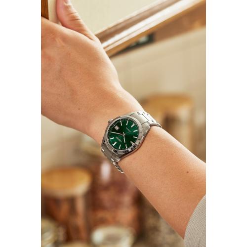 ＜シチズン＞コレクション　NB1051-56W