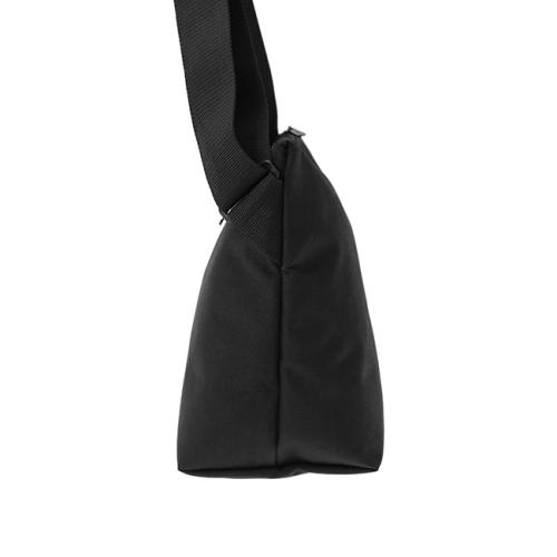 ＜Manhattan Portage＞Cobble Hill Nylon Messenger Bag No Flap (M) MP1606JRNF