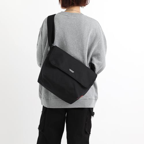 ＜Manhattan Portage＞NY Messenger Bag JR Back Pocket W/ Divider Magnet MP1606JRBPDMGNT